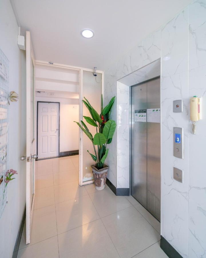 Baansabai Ramaiv Aparthotel กรุงเทพมหานคร ภายนอก รูปภาพ
