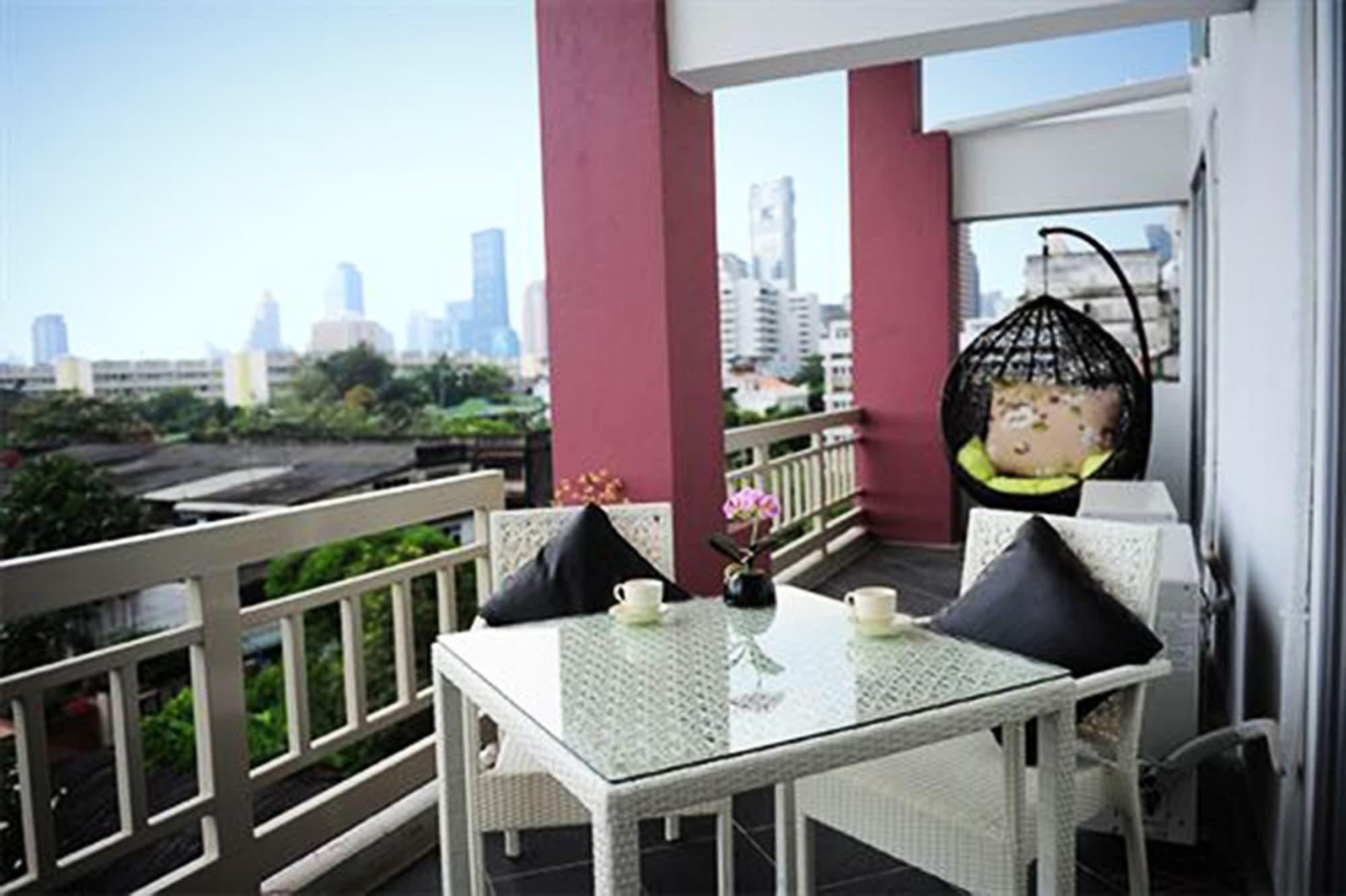 Baansabai Ramaiv Aparthotel กรุงเทพมหานคร ภายนอก รูปภาพ